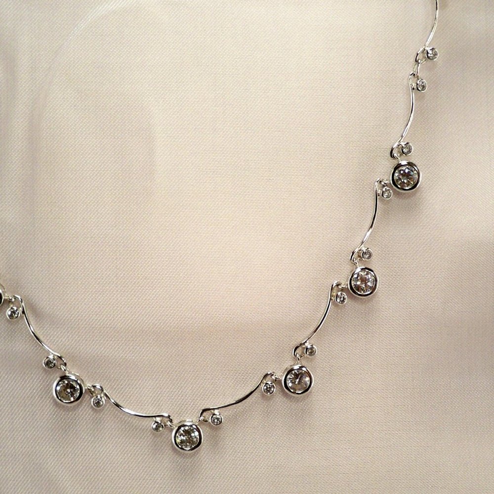 NEW Bezel Cubic Zirconias Silver DESIGNER Necklace